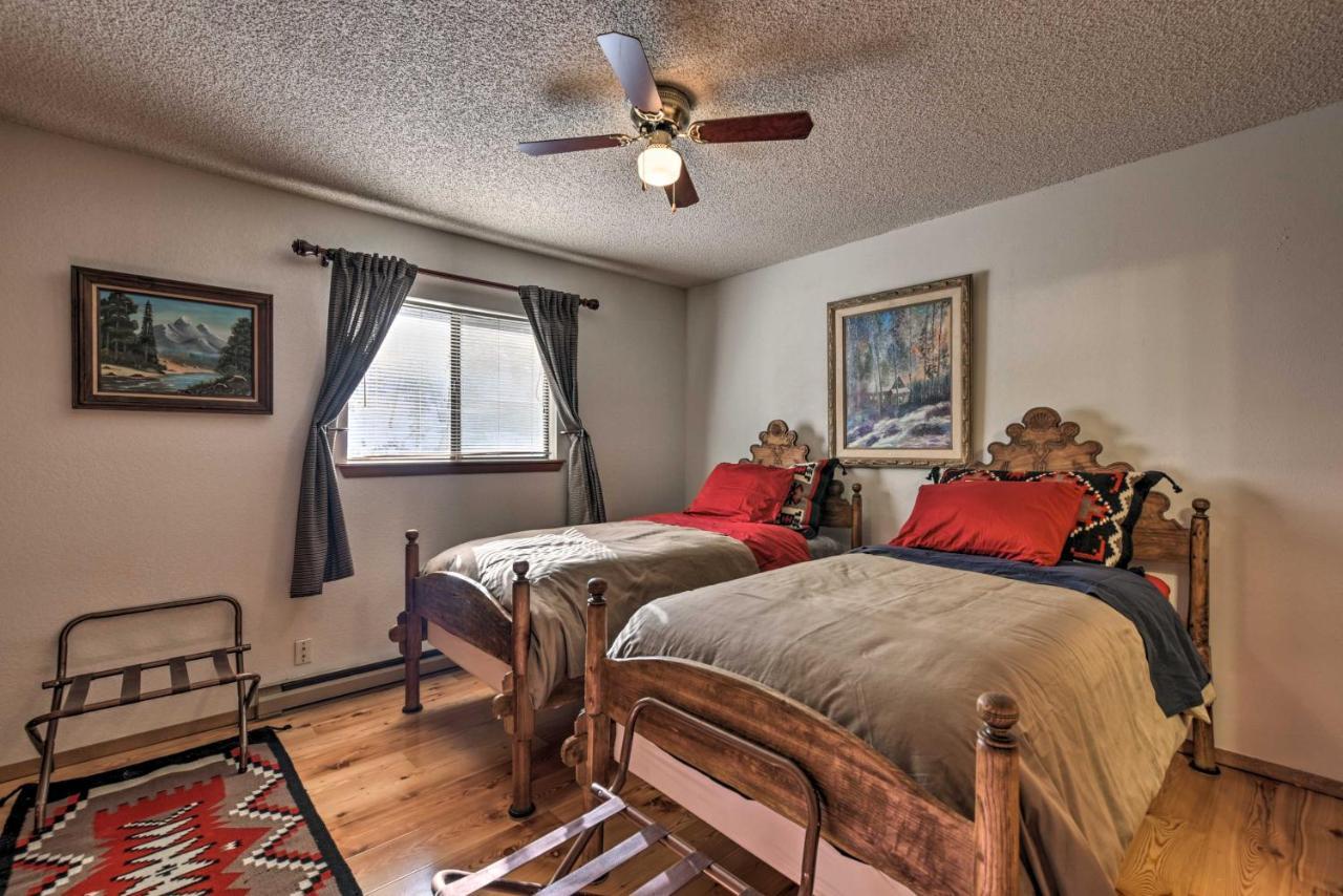 Downtown Red River Retreat With Mtn Views And Yard Экстерьер фото