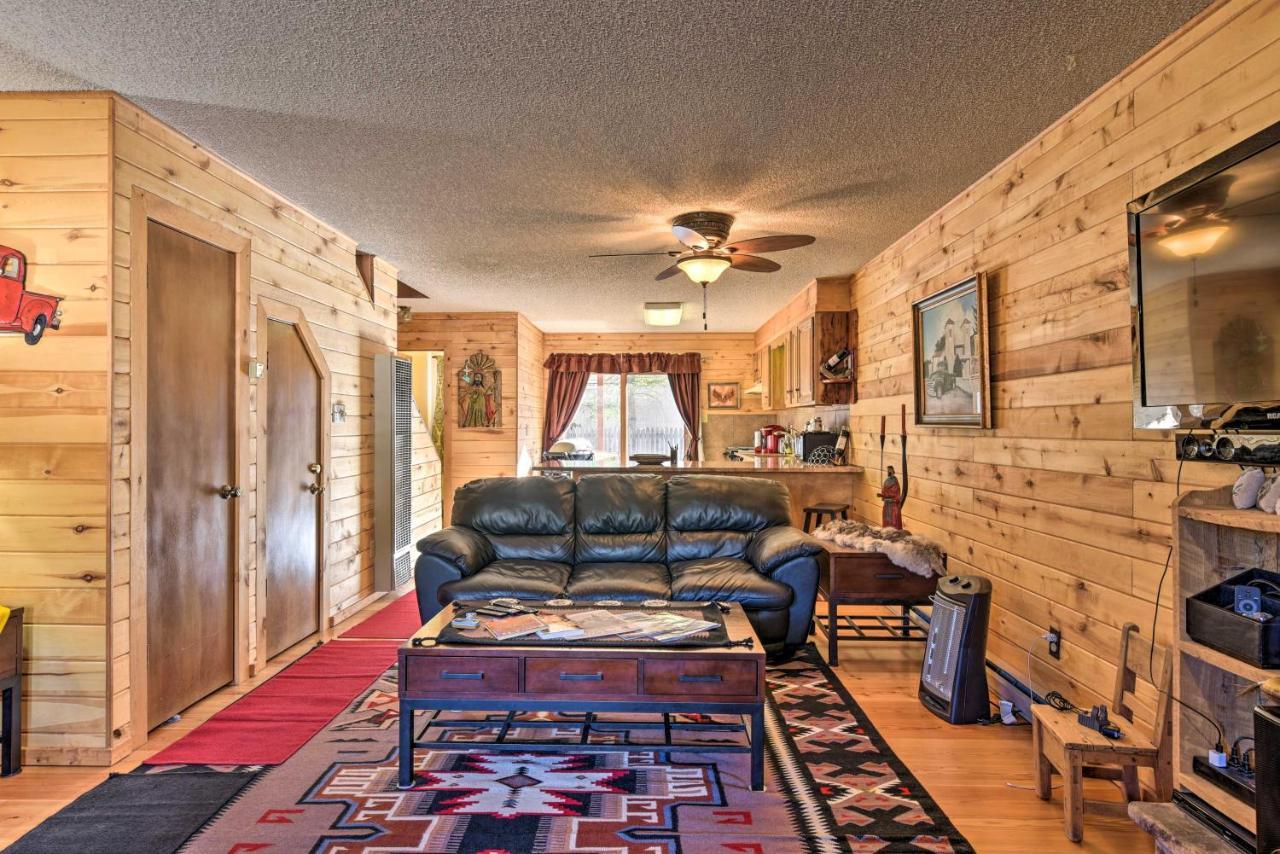 Downtown Red River Retreat With Mtn Views And Yard Экстерьер фото