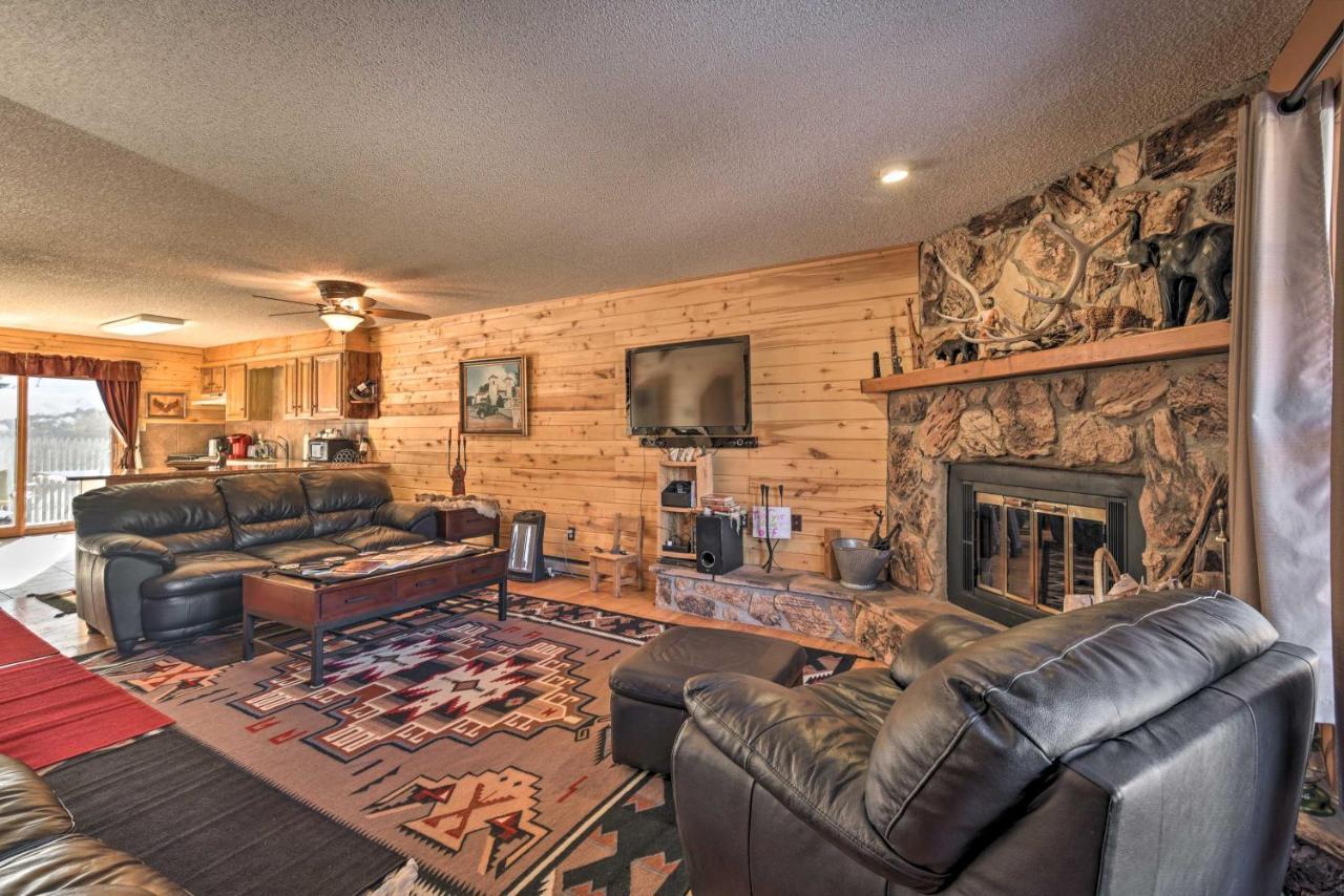 Downtown Red River Retreat With Mtn Views And Yard Экстерьер фото